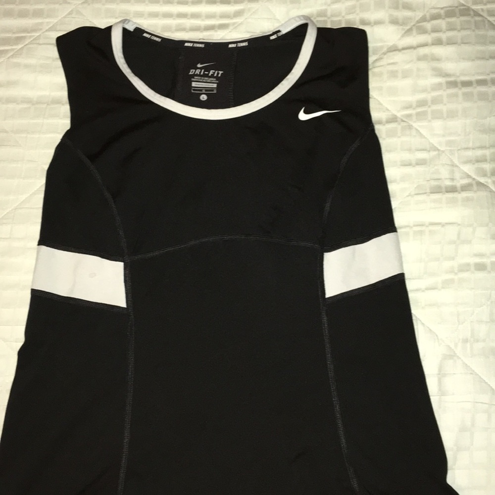 DRI-FIT Nike Tank
